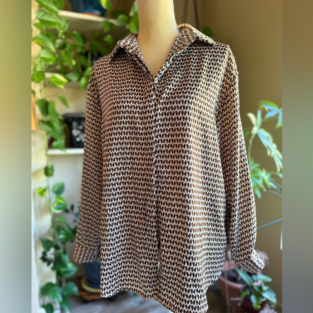 Houndstooth Patterned Blouse